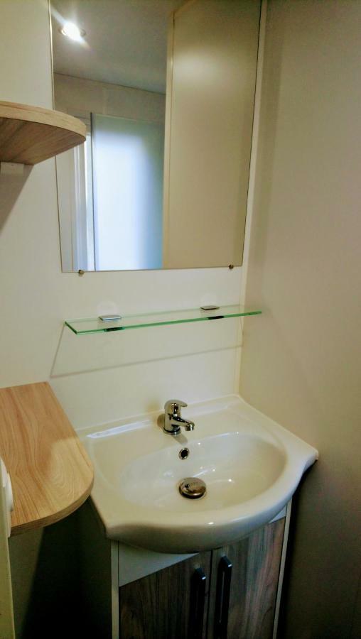 SUPERBE MOBIL HOME 6 Pers 300m de la mer Saint-Brevin-les-Pins Exterior foto